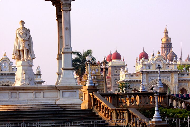 Il meglio di Mysore (tour guidato della città di un'intera giornata in auto)