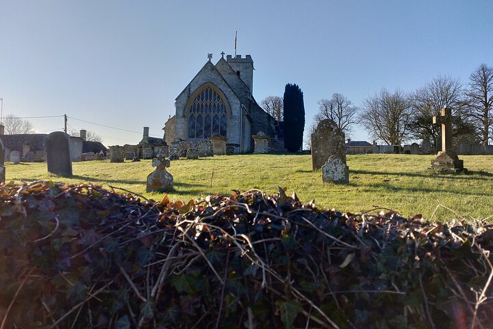 A excursão privada de um dia de bicicleta elétrica em Cotswolds começa perto de Oxford
