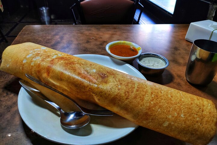 Hyderabad Street Food Crawl (2 horas de excursão guiada de degustação de comida)