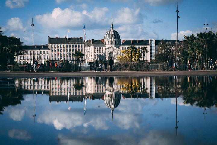 Surprise Walk of Nantes med en lokal