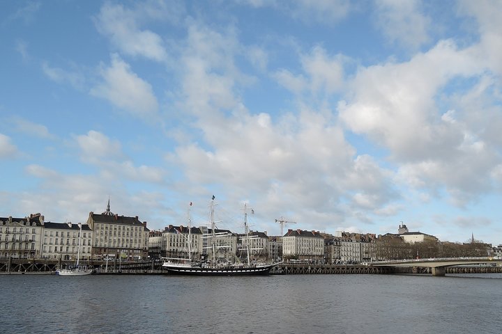 Surprise Walk of Nantes med en lokal