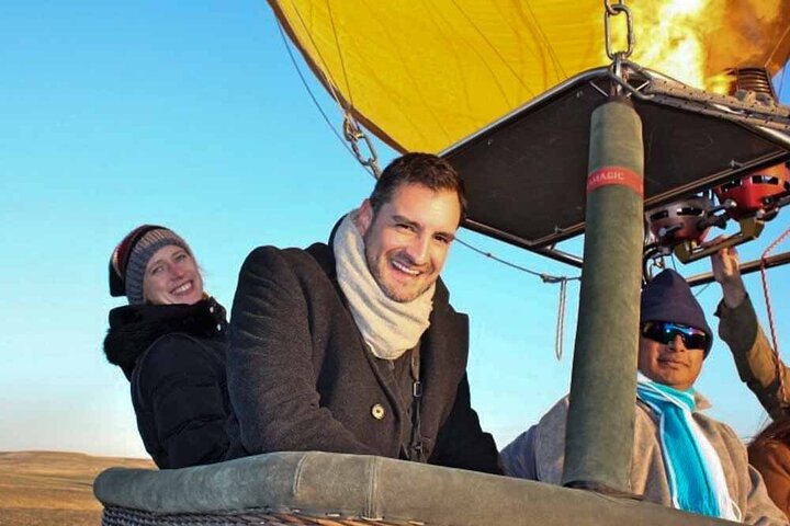 Globo aerostático sobre Segovia con traslados opcionales desde Madrid