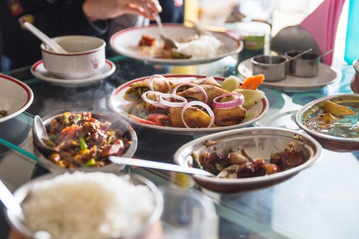 Pelling Food Crawl (2 Stunden geführte lokale Verkostungstour)