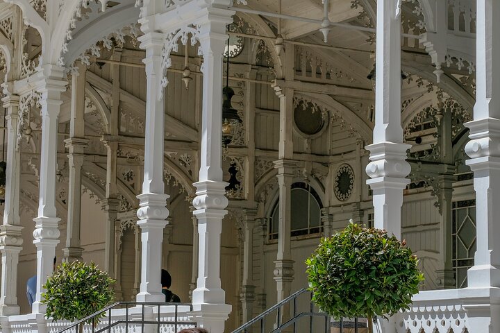 Destaques turísticos de Karlovy Vary em uma excursão privativa de meio dia com um local