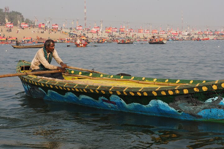 Touristische Höhepunkte von Prayagraj (Geführte Fullday-Besichtigungstour mit dem Auto)