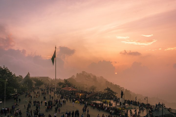 Découvrez le meilleur de Shimla avec un local - Visite privée de 8 heures en voiture AC