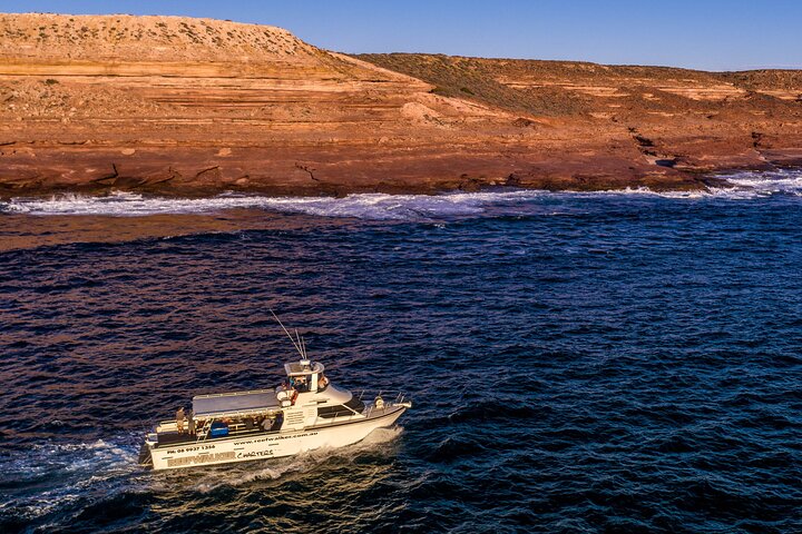 Croisière au coucher du soleil à Kalbarri le long des falaises côtières