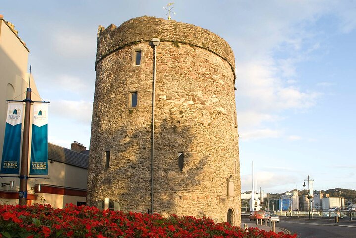 Recorrido a pie por los 10 lugares más destacados de Waterford City
