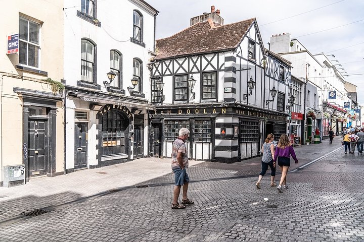 Recorrido a pie por los 10 lugares más destacados de Waterford City