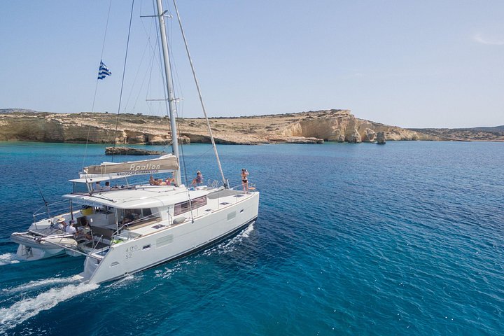 Gedeelde Catamaran All-inclusive-dagcruise naar Naxos of Paros
