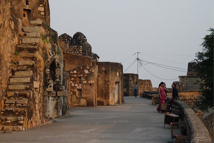 Heritage & Cultural Walk von Jhansi (2 Stunden geführte Wanderung)