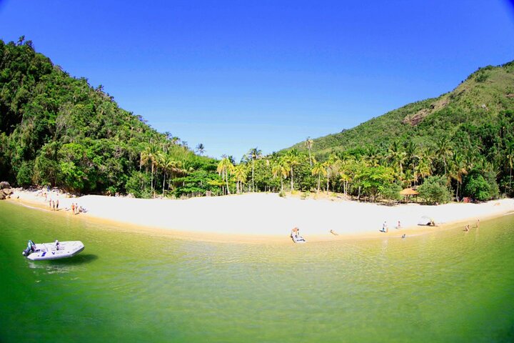 Ganzer Tag rund um die Insel Ilha Grande und seine Strände