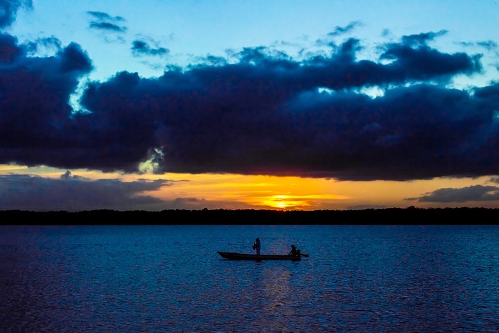 Côte nord avec coucher de soleil au son du Boléro de Ravel