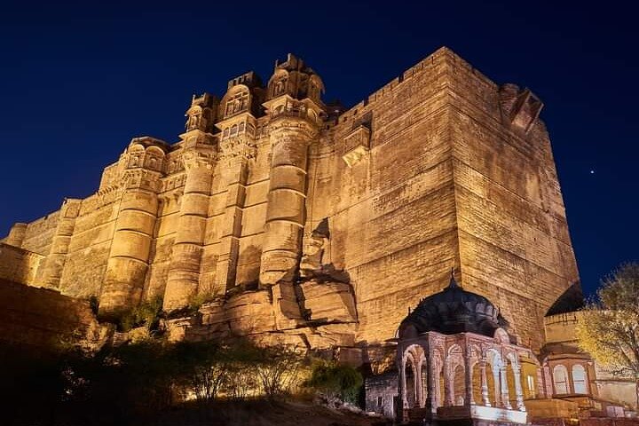 Mehrangarh Fort and Blue City Historic Tour with Local Guide