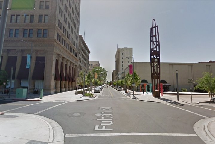 Astonishing Scavenger Hunt: Arte e História de Fresno
