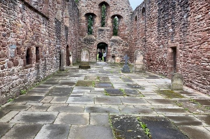 Loch Ness, cawdor castle, inverness, Culloden slagmark og mere fra invergordon