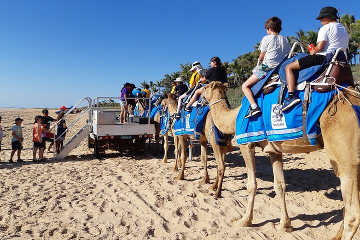 Broome Pre-sunset Camel Tour 30 minuti