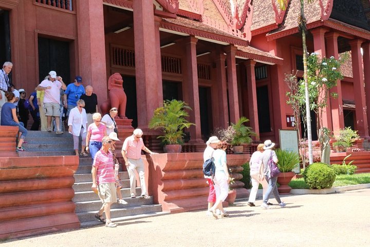 Phnom Penh Vital Discovery-Full Day Tour (Incluindo todos os serviços)