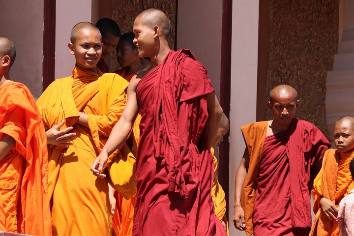 Phnom Penh Vital Discovery-Full Day Tour (Incluindo todos os serviços)