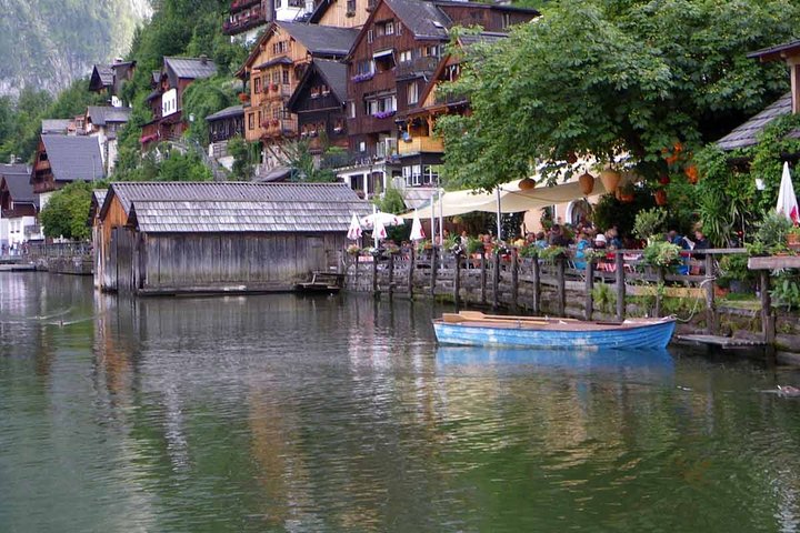 Privat enveis sightseeingoverføring fra Hallstatt til Praha via Cesky Krumlov