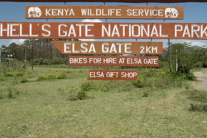 Excursão de dia inteiro ao Portão do Inferno e ao Lago Naivasha de Nairobi