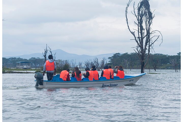 Excursão de dia inteiro ao Portão do Inferno e ao Lago Naivasha de Nairobi