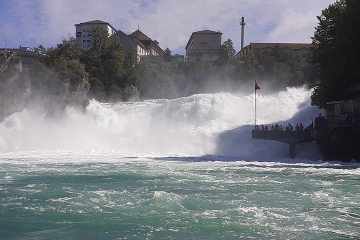 Tagestour Rheinfall von Schaffhausen mit Stein am Rhein und Besuch von Konstanz