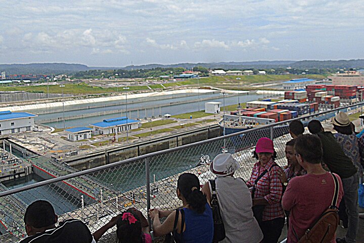 Ausflug in Colón: Regenwald, Fort San Lorenzo und Kanalausbau