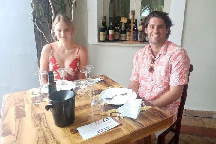 Privérondleiding van 6 uur langs drie Etna-wijnhuizen met eten en wijnproeverij
