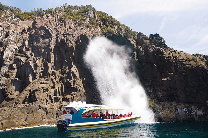 Cruzeiro da Ilha de Bruny a partir de Adventure Bay, Bruny Island