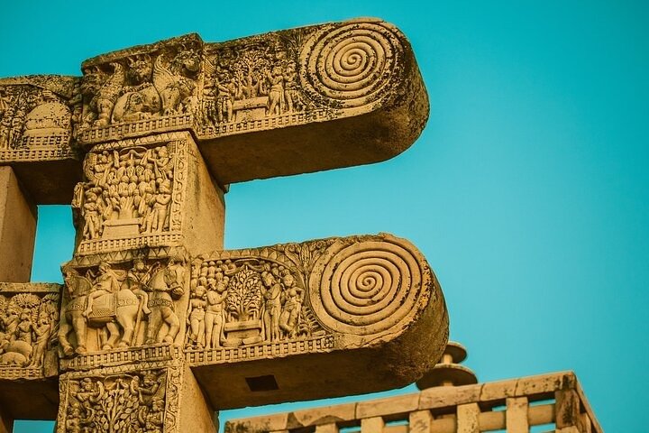 Excursión a Sanchi Stupa y al templo de Udayeshwara de Bhopal con almuerzo