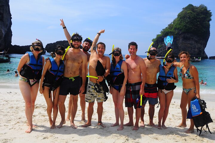 Excursion d'une journée aux îles Phi Phi avec déjeuner au départ de Krabi