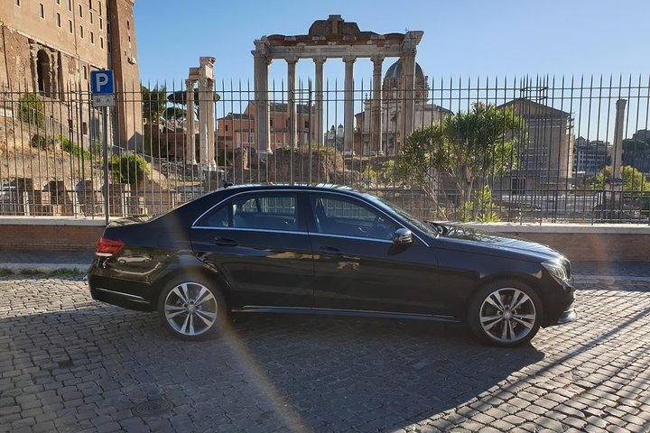 Traslado Privado Civitavecchia : Del Puerto al Aeropuerto de Roma