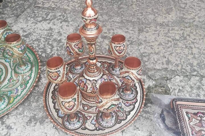 Desde Split/Trogir: tour por Mostar y Medjugorje con cata de vinos