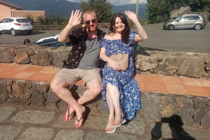 Privérondleiding van 6 uur langs drie Etna-wijnhuizen met eten en wijnproeverij