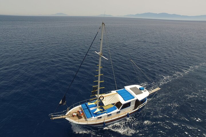 Bodrum Luxe privécruise met Gulet – zwemmen, lunch, verborgen baaien