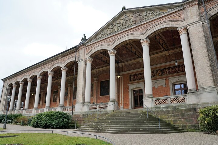 Tour privato a piedi di Baden-Baden con una guida professionale