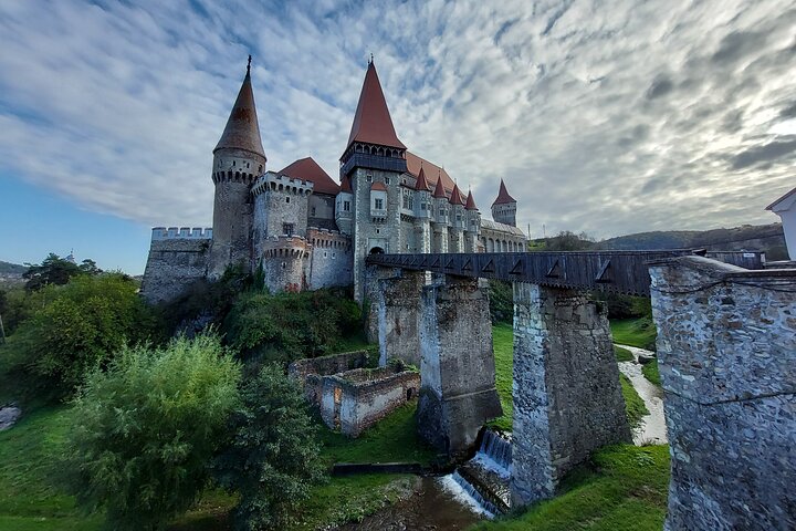 Exclusieve tour: Corvin Castle, Alba Iulia en traditionele dorpen uit Sibiu