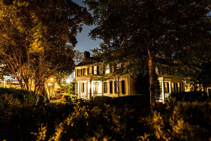 Tour fantasma de Richmond: Secretos siniestros del fondo de shock
