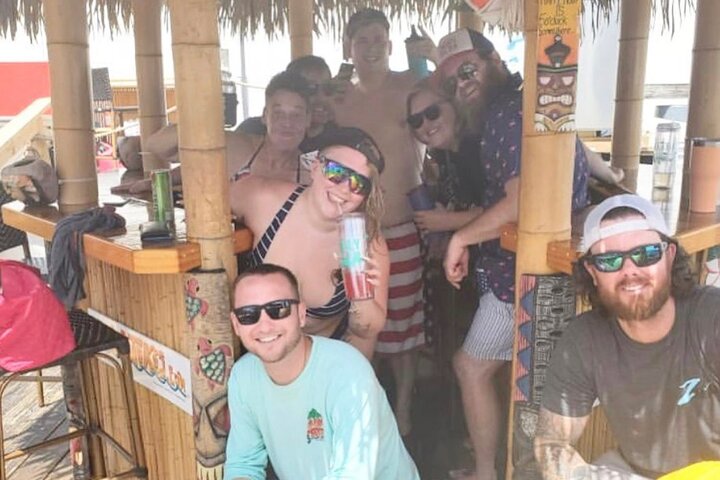 Tiki Boat - Downtown Tampa - Den enda autentiska flytande Tiki Bar