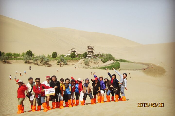 Tour di 5 giorni sulla Via della Seta delle grotte di Dunhuang Mogao e del paesaggio di Zhangye Danxia