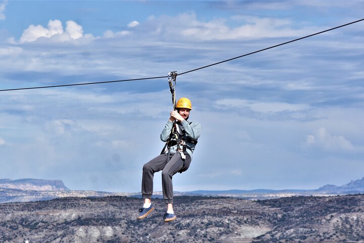 Passeio de tirolesa no Out of Africa Wildlife Park em Sedona, Camp Verde