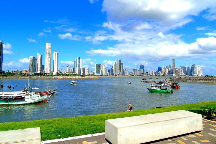 Cruiseline Excursion Colon: Panama City Tour och Miraflores Locks