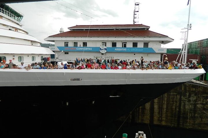 Cruiseline Excursion Colon: Panama City Tour och Miraflores Locks
