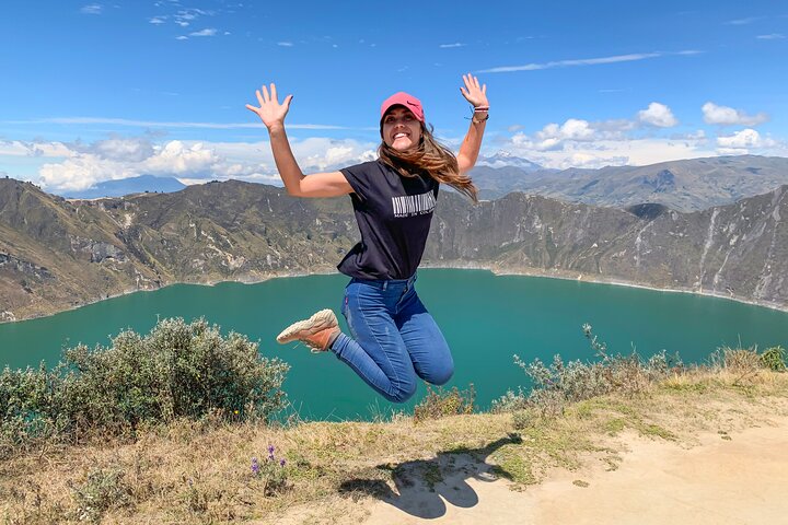Excursión de día completo a la laguna de Quilotoa desde Quito con entradas diarias