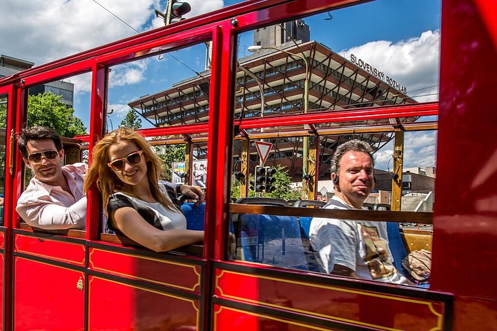 Stor slottstur i Bratislava med Presporacik sightseeingfordon