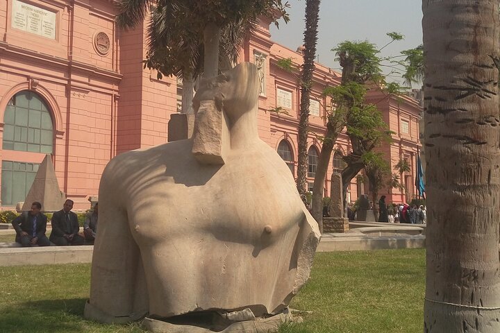 Tour di un giorno al Vecchio Museo Egizio e al Bazar di Khan Khalili