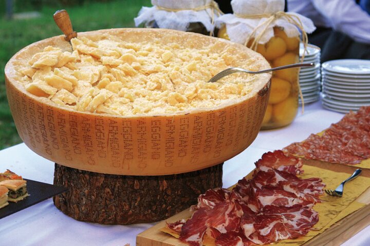 Privé Parma Food wandeltocht met 10 lokale voedselproeverijen