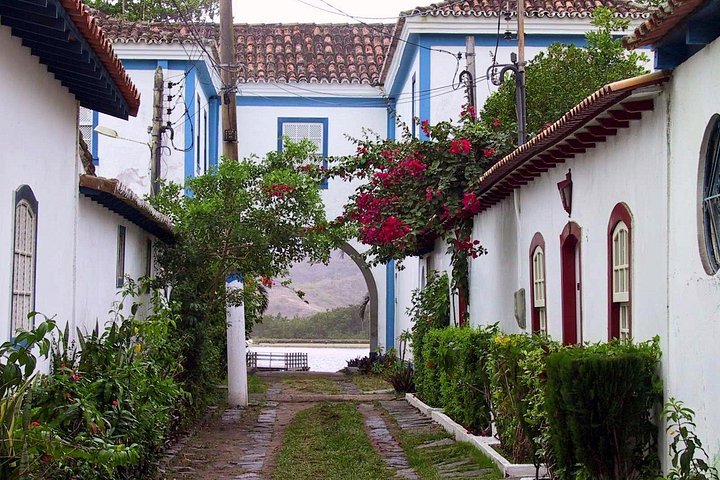 Tour de día completo a Cabo Frio desde Buzios con almuerzo y traslados