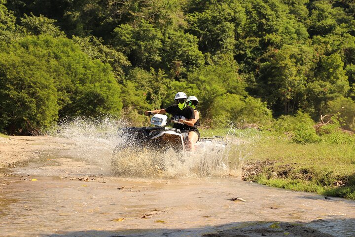 Restauranter i nærheten av El Mirador Jungle ATV Tour